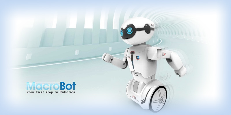 Робот Silverlit Macrobot стал лучшим подарком для многих детей